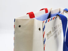 THE LOVE LETTER