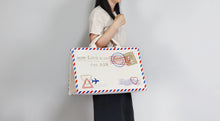 THE LOVE LETTER