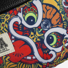 HEA LION HEAD PATTERNED NYLON ZIPPER VINTAGE STYLE WAIST BAG