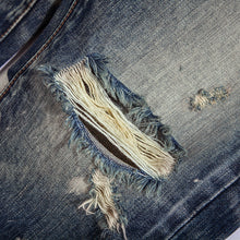 HE75 SLIM-FIT RIP-AND-REPAIR DISTRESSING SELVEDGE JEANS WITH FLYING FEATHER LASER PRINTED