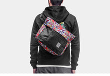 HEA LION HEAD PATTERNED NYLON ZIPPER MESSENGER BAG